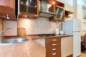Квартира Home Hotel на Подоле ул. Волошская, 51/27. Апартаменты 4-местный Двухкомнатная на ул. Волошская, 51/27 10