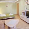 Квартира Home Hotel ул. Евгения Сверстюка 8. Апартаменты трехместный ул. Е. Сверстюка, 8 2