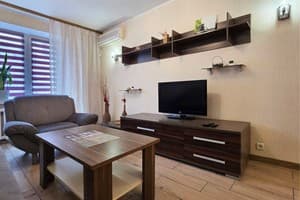 Квартира Home Hotel ул. Нижний Вал, 41/27. Апартаменты 4-местный трехкомнатные 2