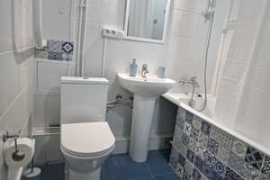 Home hotel ул. Раисы Окипной 8